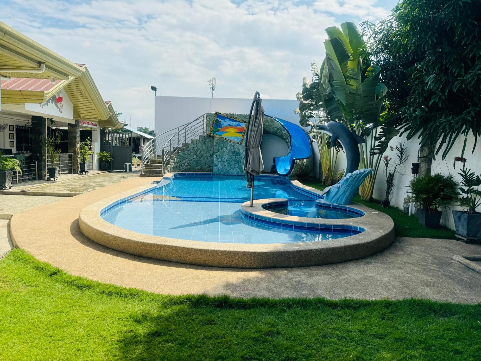 Vickybella'S Funadise Private Resort Cauayan  ภายนอก รูปภาพ